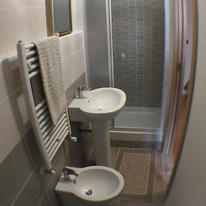 Camera economy con letto king size